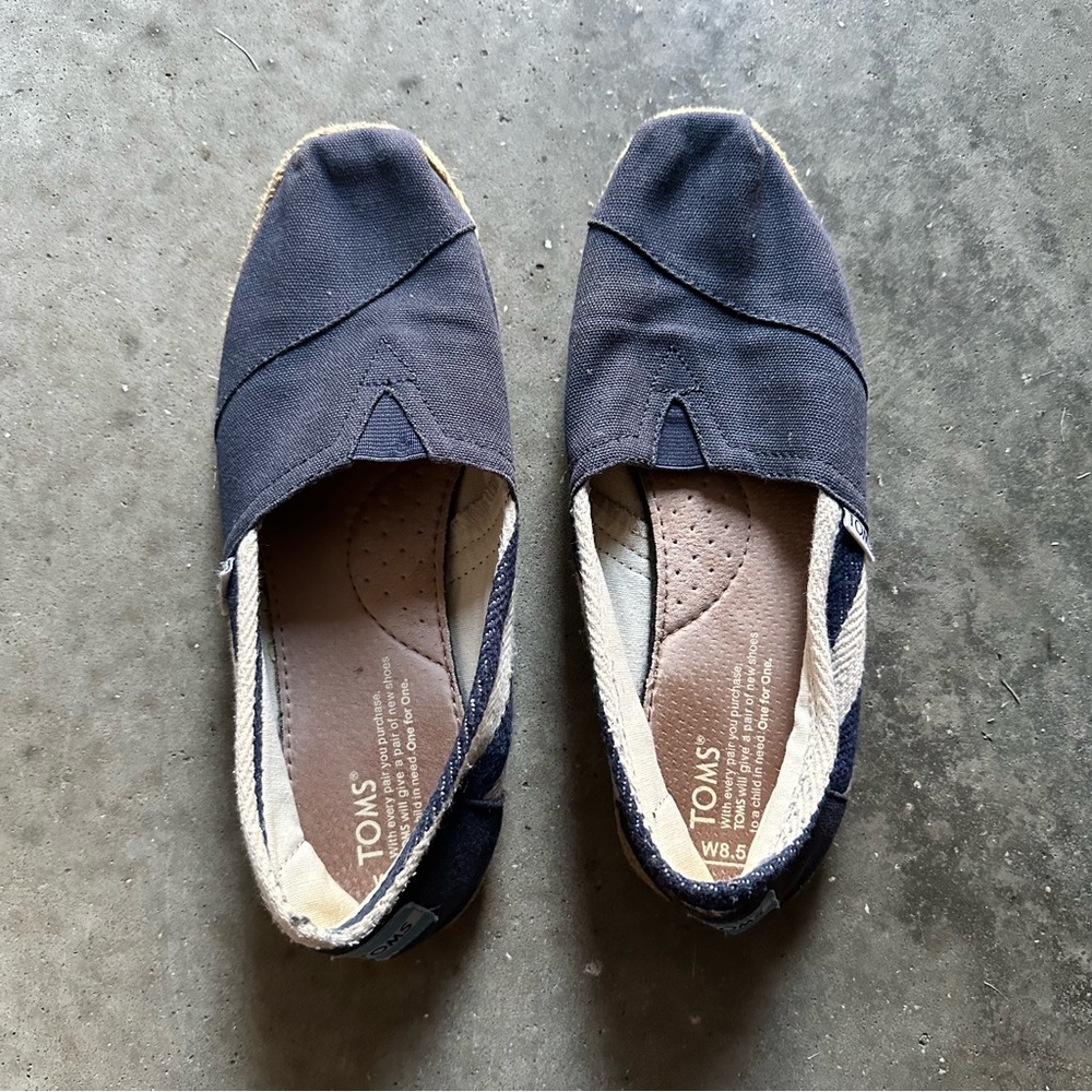 Toms navy espadrille slip ons size 8.5